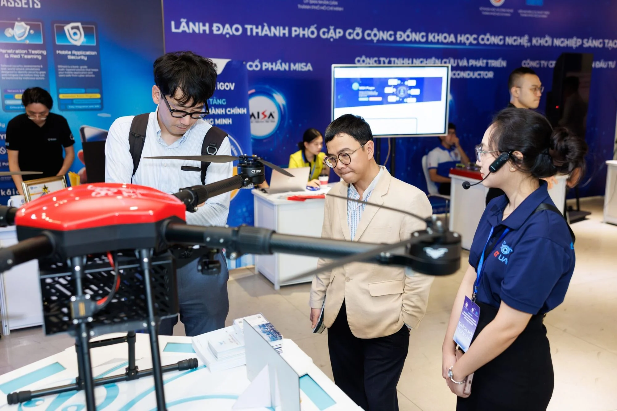 Xu hướng trạm bay tự động hóa Drone-in-a-Box và công nghệ cất hạ cánh thẳng đứng VTOL